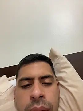 HotWhisper22 online show from December 19, 3:57 am