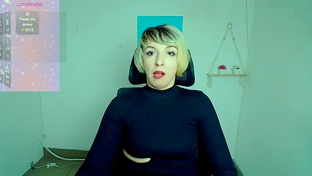 Lana Foxyy online show from March 13, 1:07 pm