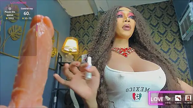 Snapshot of CelinaWintour chatting on January 8, 4:31 pm CelinaWintour online show from January 8, 4:31 pm