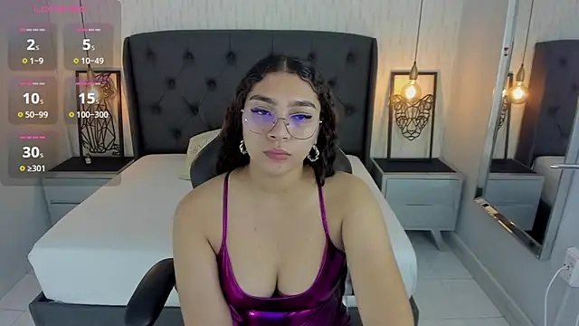 Snapshot of angelinemore chatting on March 31, 7:47 pm angelinemore online show from March 31, 7:47 pm