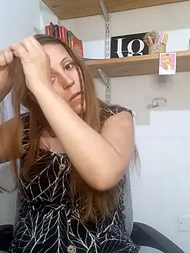 SofiEsteves online show from February 2, 4:17 pm