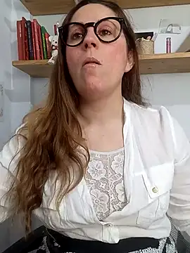 SofiEsteves online show from May 13, 1:41 pm