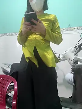 bi biii online show from May 18, 2:51 am