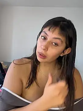 justmariee online show from March 30, 4:08 pm