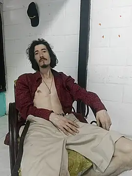 sk8-boy online show from May 15, 7:54 pm