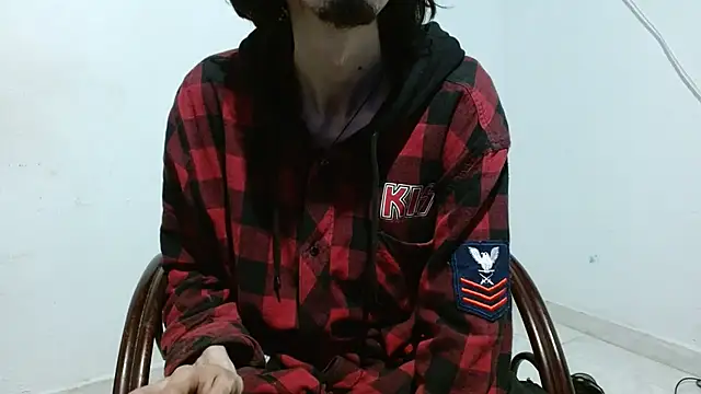 Snapshot of sk8-boy chatting on July 2, 12:55 pm sk8-boy online show from July 2, 12:55 pm