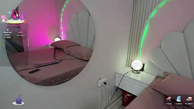 Ary  cherry online show from December 19, 8:27 pm