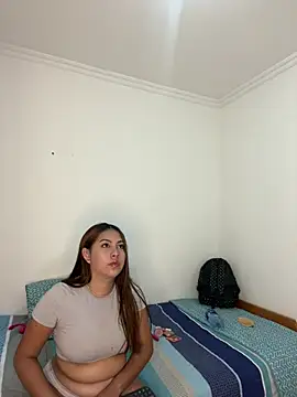 Emily joee  online show from January 11, 3:00 am