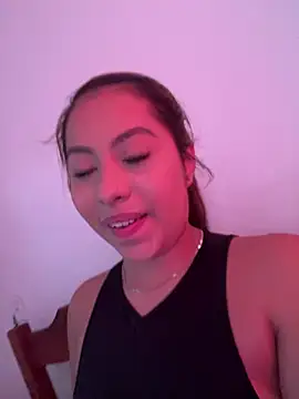 Emily joee  online show from February 8, 4:54 pm