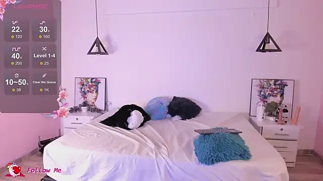 Briana Goldd online show from March 11, 3:23 am