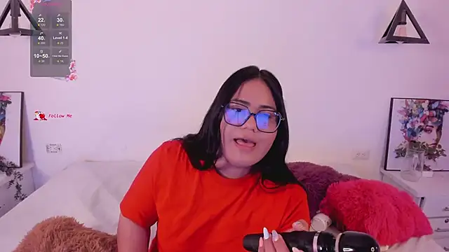 Briana Goldd online show from May 12, 2:52 am