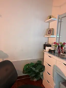 AdaFerreiraa online show from March 22, 5:55 am