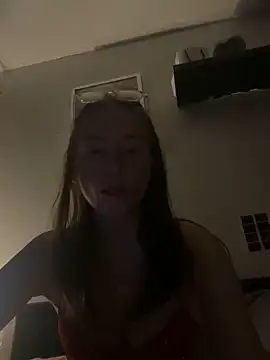 Snapshot of Keriacat_ chatting on February 15, 6:04 pm Keriacat online show from February 15, 6:04 pm