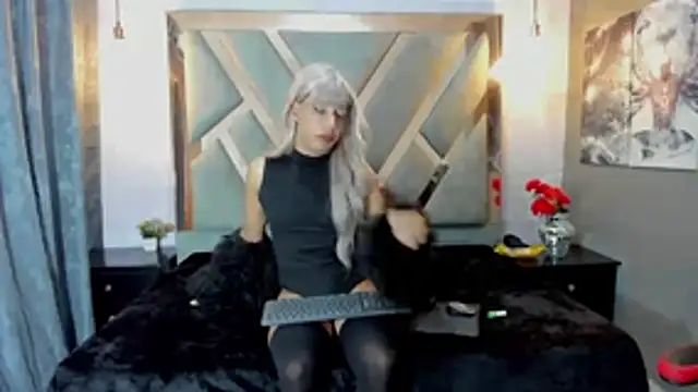 Asa Noir online show from December 22, 1:30 pm