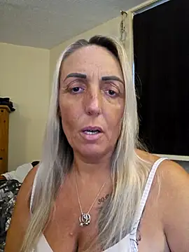 theblondecocklover online show from May 16, 7:23 pm