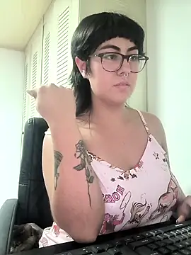 Snapshot of Jasmin_switch chatting on May 10, 2:17 am Jasmin switch online show from May 10, 2:17 am