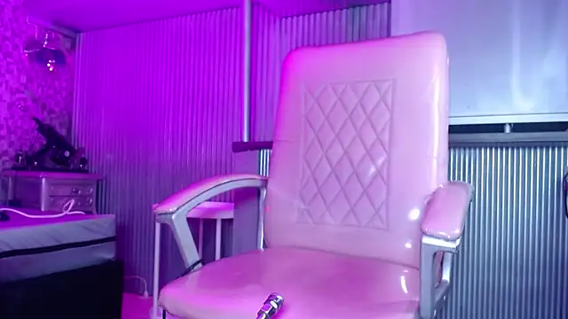 HankMelodi online show from February 9, 7:40 pm