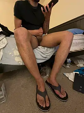 Snapshot of Kingbertfeet chatting on February 15, 2:30 am Kingbertfeet online show from February 15, 2:30 am