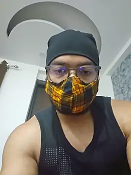 Snapshot of NunnuLelo chatting on June 11, 10:41 pm NunnuLelo online show from June 11, 10:41 pm
