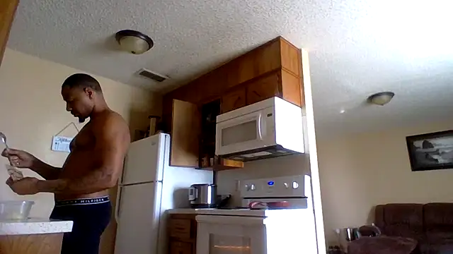 Snapshot of KingDes55 chatting on January 15, 4:11 pm KingDes55 online show from January 15, 4:11 pm