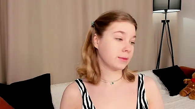 MilaBooobs online show from February 4, 10:04 pm