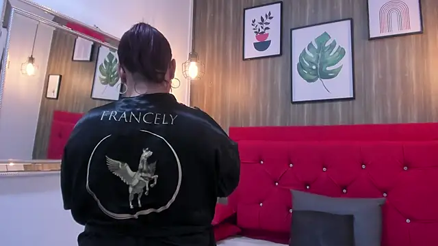 Snapshot of meggancurvy chatting on March 26, 7:52 pm meggancurvy online show from March 26, 7:52 pm