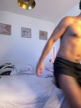 Snapshot of Thelovers666 chatting on December 19, 3:30 pm Thelovers666 online show from December 19, 3:30 pm