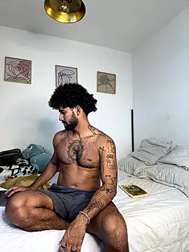 Snapshot of Thelovers666 chatting on January 13, 4:12 pm Thelovers666 online show from January 13, 4:12 pm