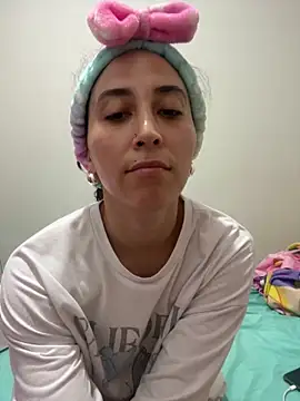 LatinDoll8 online show from May 20, 12:28 am