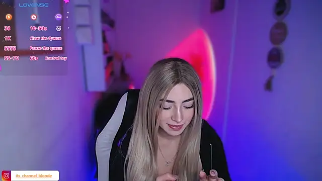 channel blondee online show from February 12, 8:48 pm