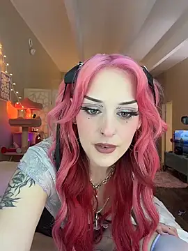 Snapshot of itscleomoon chatting on March 5, 9:33 pm itscleomoon online show from March 5, 9:33 pm