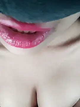 Snapshot of Sexy_dolx chatting on January 12, 10:20 am Sexy dolx online show from January 12, 10:20 am