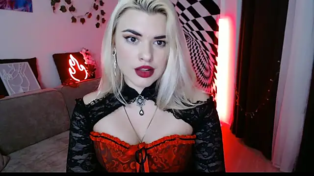 Snapshot of Ariana_Saint chatting on February 5, 7:07 pm Ariana Saint online show from February 5, 7:07 pm