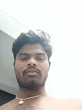 Snapshot of Anji8639 chatting on February 15, 5:31 pm Anji8639 online show from February 15, 5:31 pm