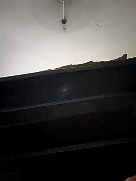 Snapshot of Anji8639 chatting on March 29, 4:23 am Anji8639 online show from March 29, 4:23 am