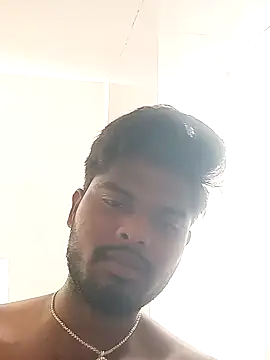 Snapshot of Anji8639 chatting on June 20, 3:53 am Anji8639 online show from June 20, 3:53 am