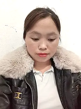 kiss-you12 online show from February 12, 1:50 pm