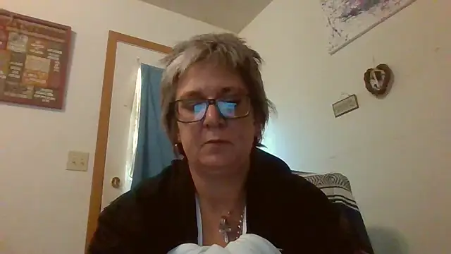 becky1111 online show from May 7, 5:40 pm