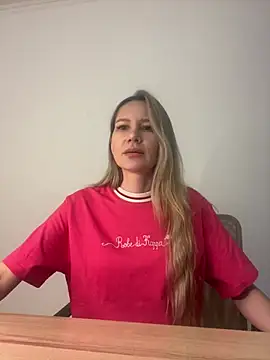 Snapshot of 1Moonlight1 chatting on January 12, 7:30 pm 1Moonlight1 online show from January 12, 7:30 pm