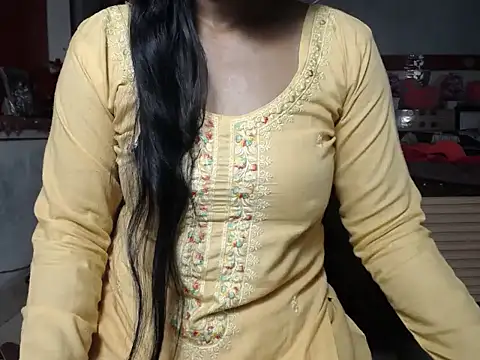 surbhi01 online show from May 19, 6:53 am