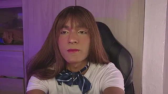 tiffanyy 777 online show from May 8, 1:55 am
