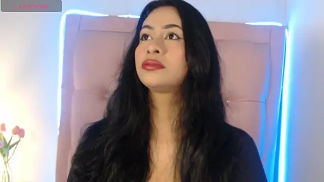 Snapshot of Olivia_gray69 chatting on February 1, 4:44 am Olivia gray69 online show from February 1, 4:44 am