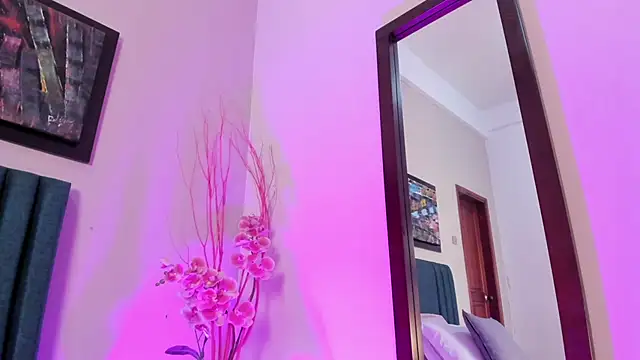 GahiaBelucci online show from March 8, 2:32 pm