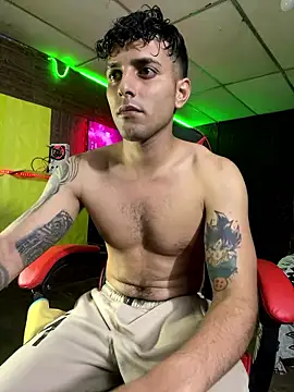 JustynAle2025 online show from January 11, 3:55 am