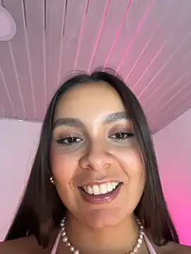 Snapshot of Nicollewest1 chatting on March 14, 2:17 am Nicollewest1 online show from March 14, 2:17 am