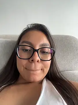 Snapshot of Nicollewest1 chatting on March 29, 7:14 pm Nicollewest1 online show from March 29, 7:14 pm