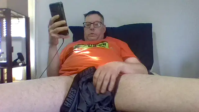 Snapshot of Notalwaysup chatting on April 10, 2:11 pm Notalwaysup online show from April 10, 2:11 pm