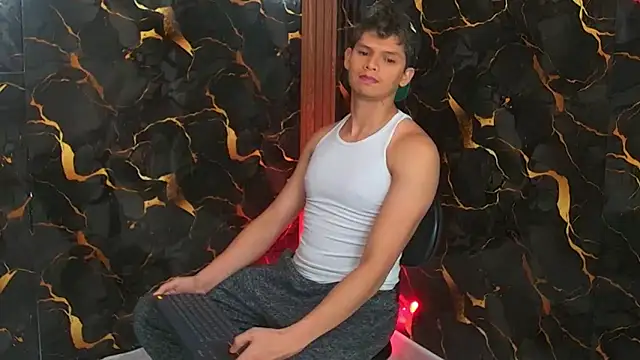 davilap toyboy online show from January 6, 11:14 am