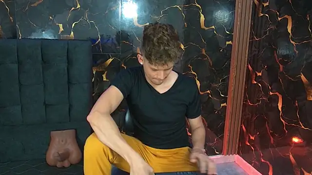 davilap toyboy online show from January 13, 11:37 am