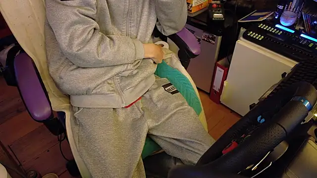 Gay-Versaut online show from January 13, 11:21 pm